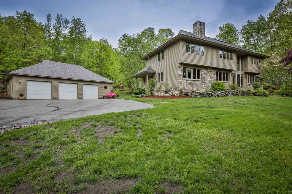 212 Range Rd, Windham, NH 03087 - photo 1