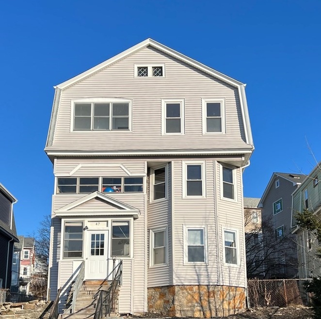 47 Sterling St, Worcester, MA 01610 - photo 1