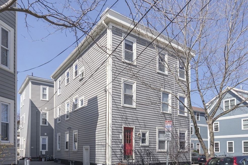 315 Elm St unit 4, Cambridge, MA 02139 - photo 1