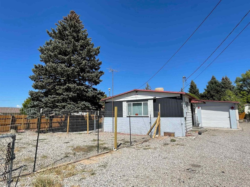 811 Mountain unit B, Espanola, NM 87532 - photo 1