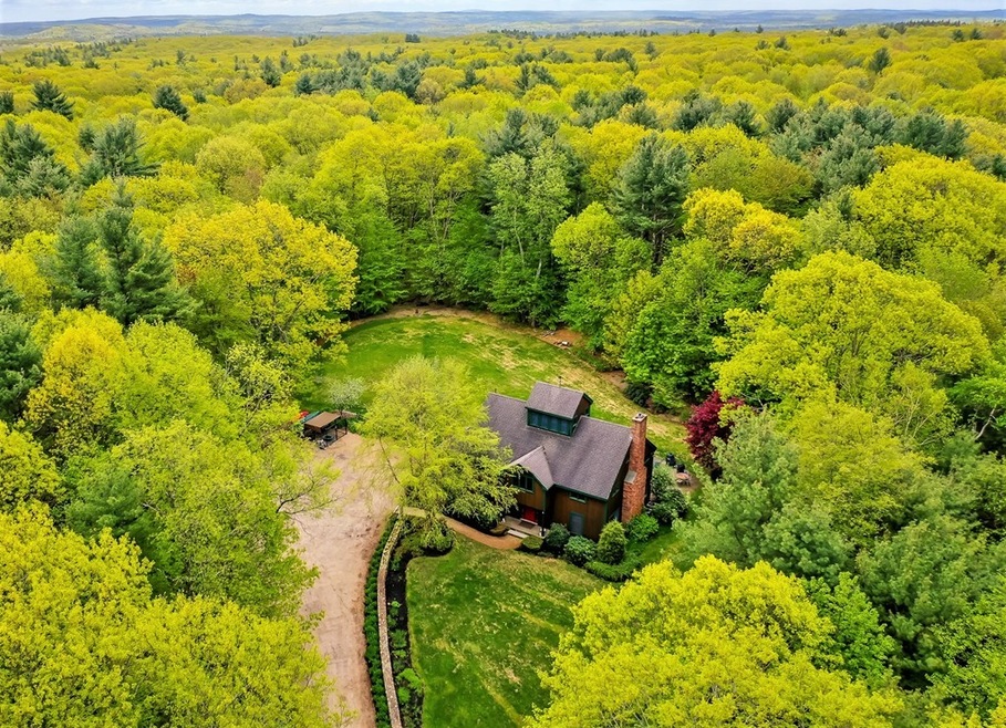 86 Mount Jefferson Rd, Hubbardston, MA 01452 - photo 1