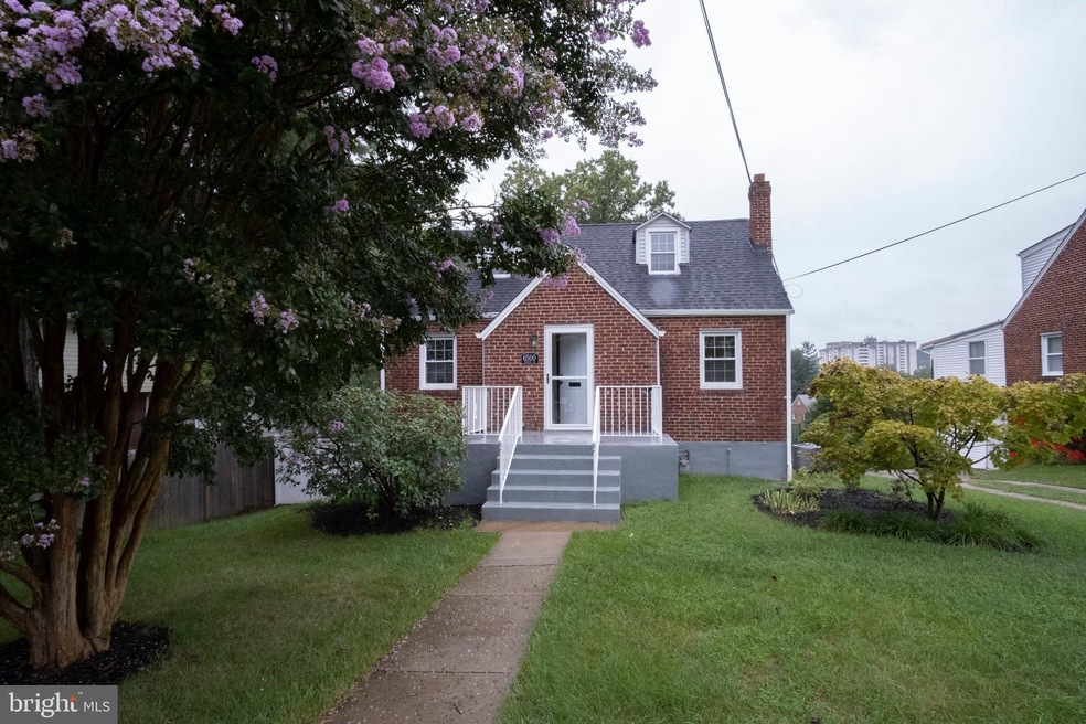 6500 Medwick Dr, Hyattsville, MD 20783 - photo 1