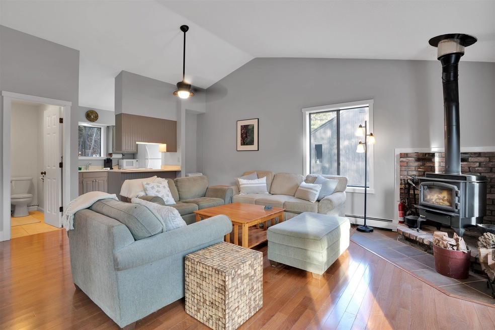 1299 Quechee Main St unit 3E, Hartford, VT 05001 - photo 1