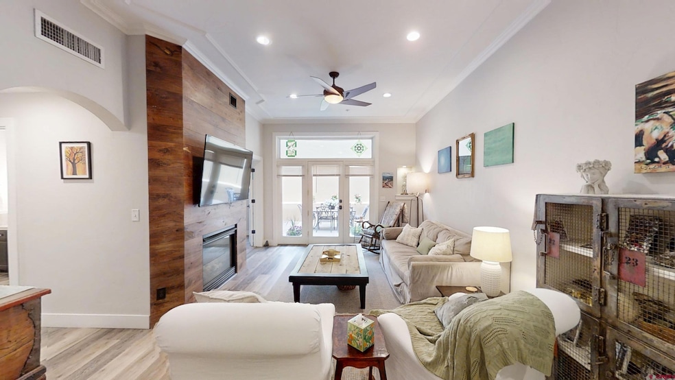 For Sale $799,900 • Co-Listing Agent