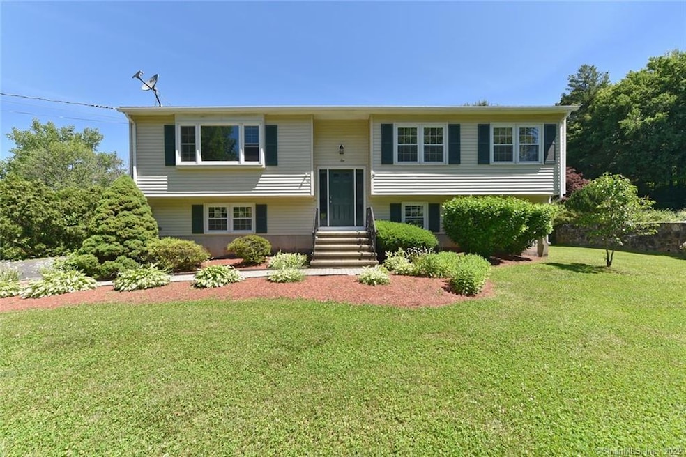 10 Browning Rd, East Hampton, CT 06424 - photo 1