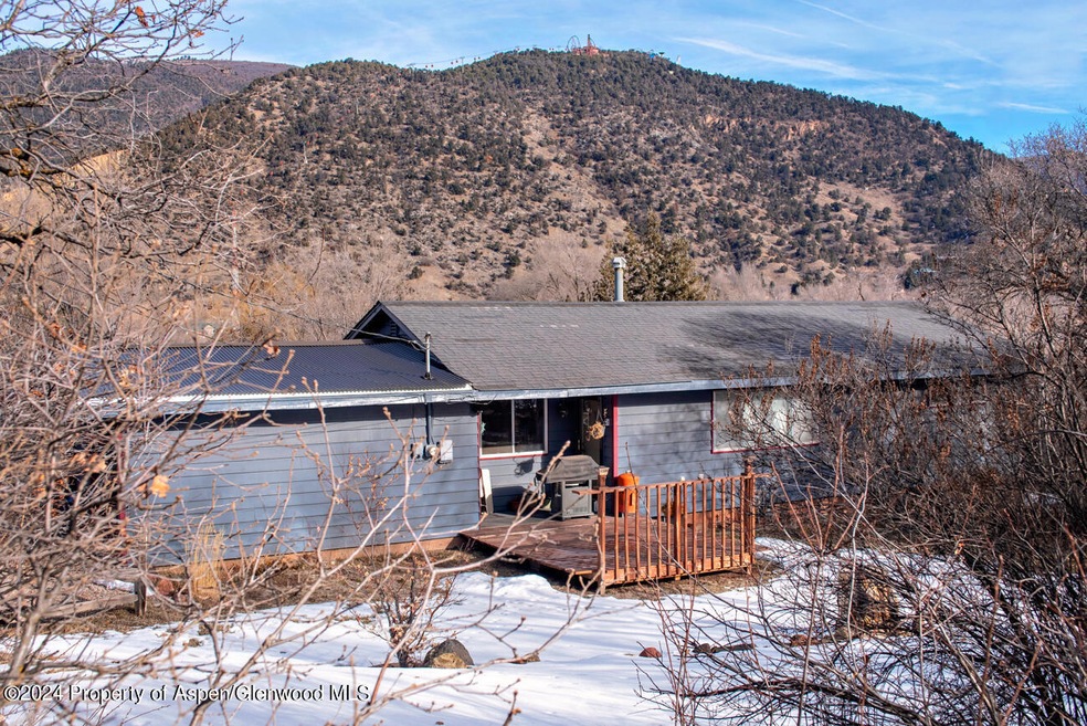 736RedMtnDr_001