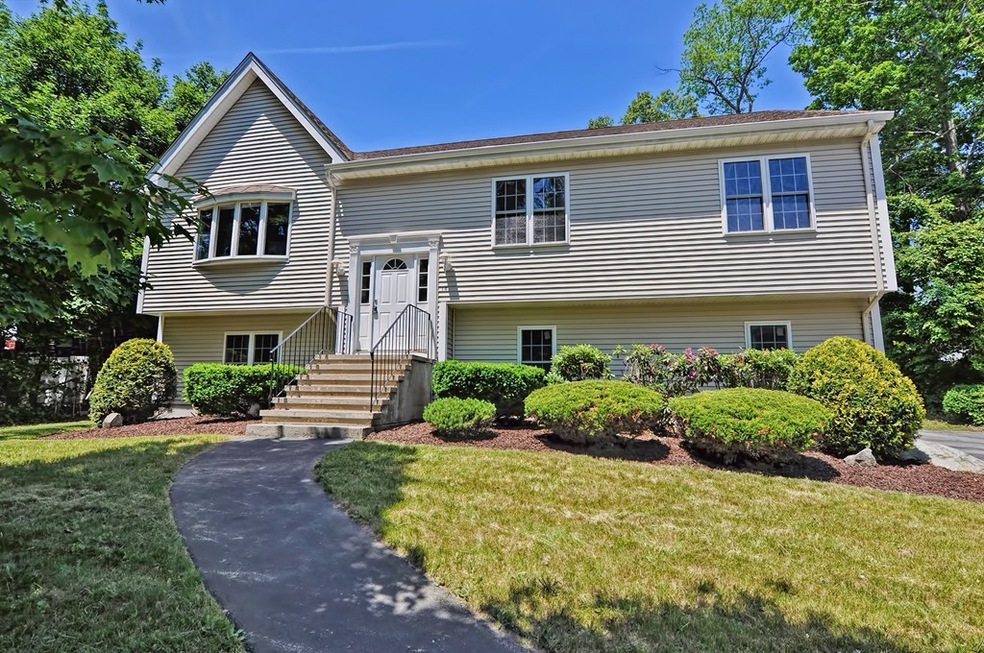 18 Burris Way, Randolph, MA 02368 - photo 1