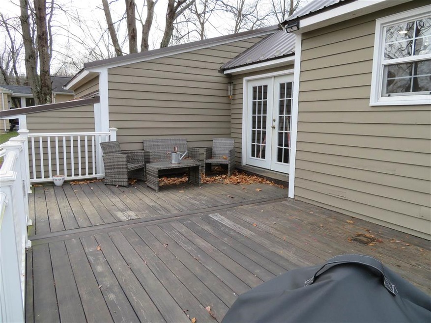 1 Thomas St, Rochester, NH 03867 - photo 1