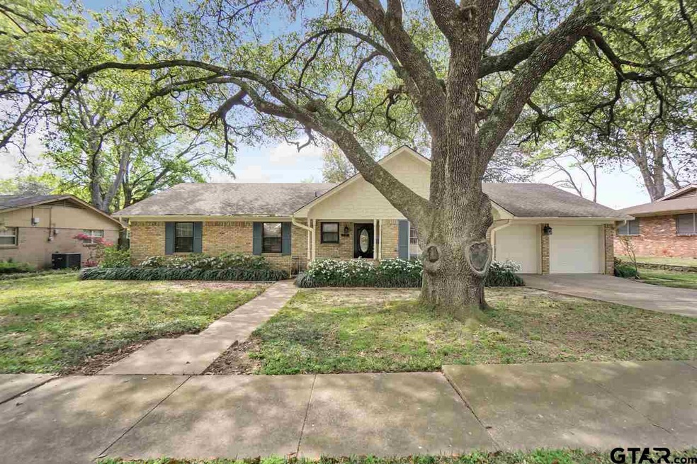 219 E Samuel St, Tyler, TX 75701 - photo 1
