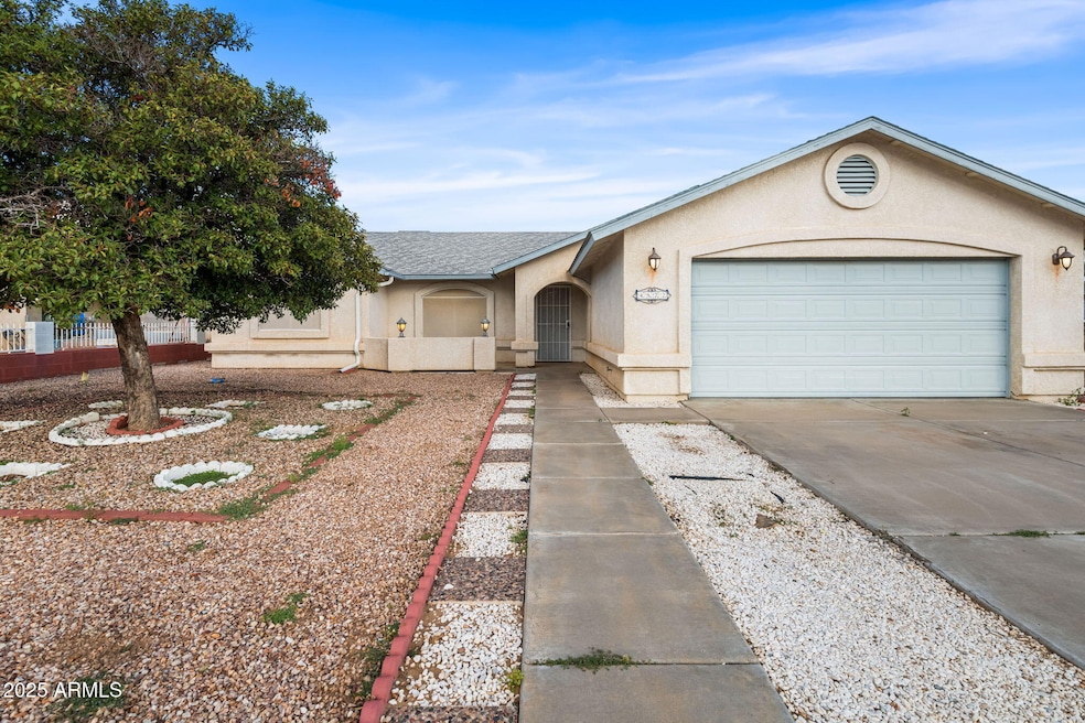 4872 N Van Nuys Rd, Kingman, AZ 86409 - photo 1