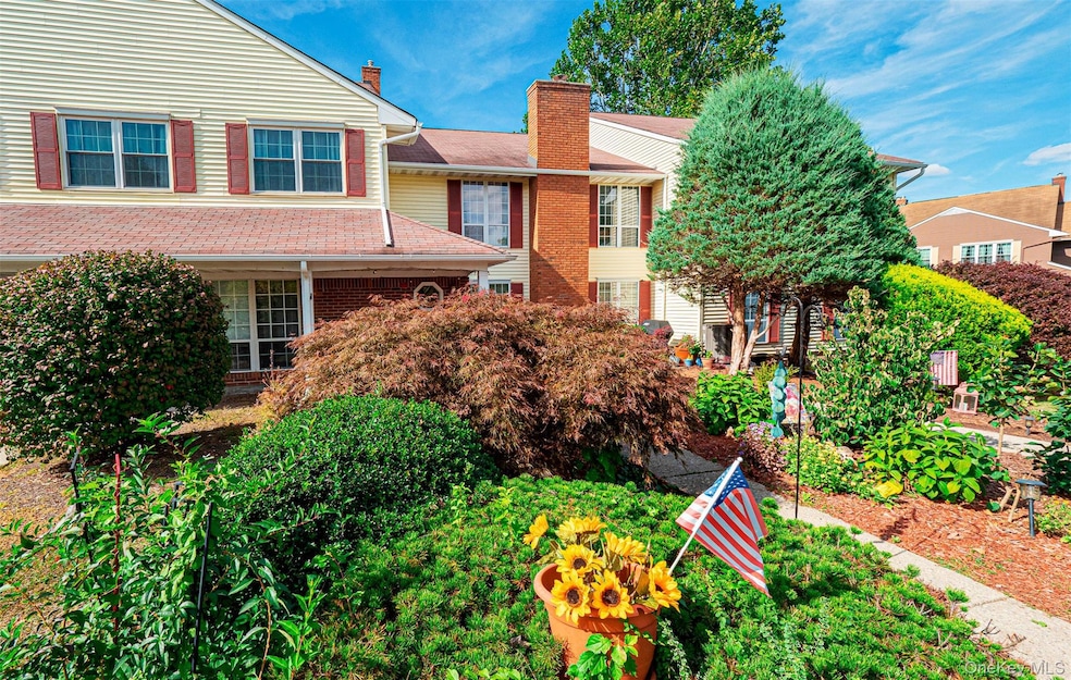 17 the Rise unit 606, Warwick, NY 10990 - photo 1