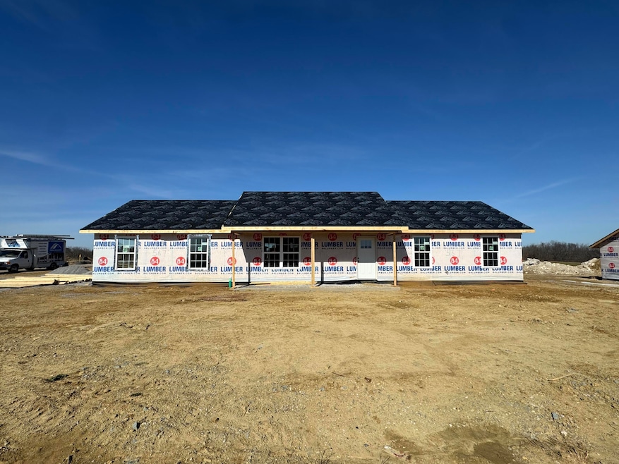 567 Middle Creek Way, Berea, KY 40403 - photo 1