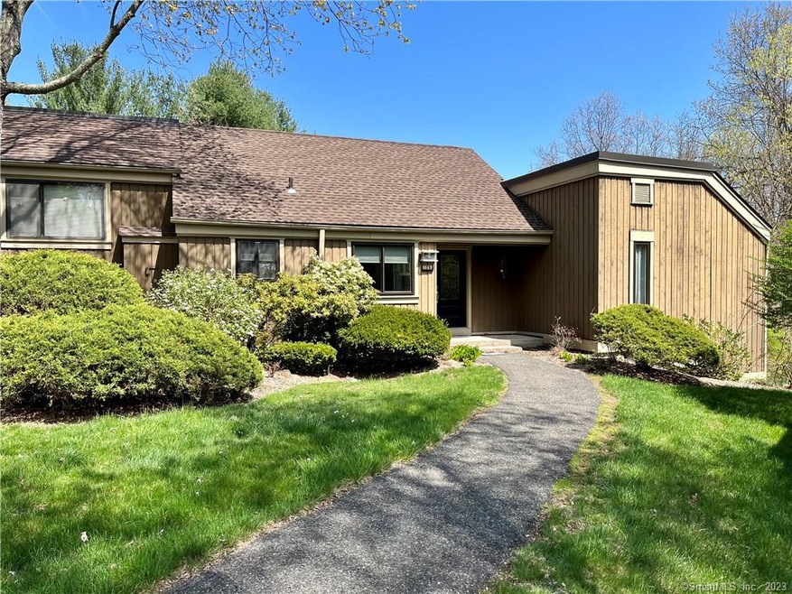 684 Heritage Village unit B, Southbury, CT 06488 - photo 1