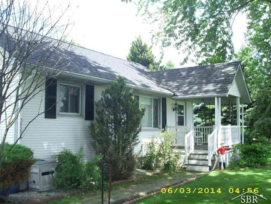5929 Hess Rd, Saginaw, MI 48601 - photo 1