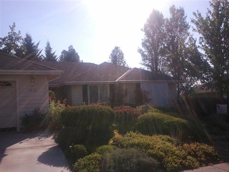 2013 NW Sarum Cir, Grants Pass, OR 97526 - photo 1