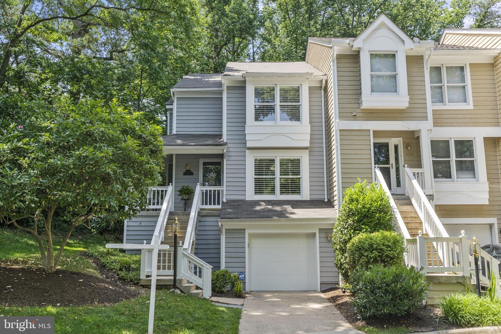 1406 Newport Spring Ct, Reston, VA 20194 - photo 1