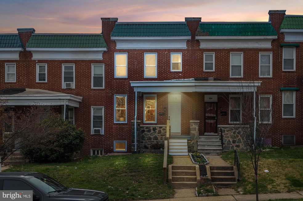 8 S Tremont Rd, Baltimore, MD 21229 - photo 1