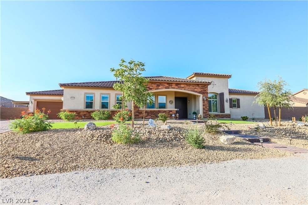 WELCOME HOME!