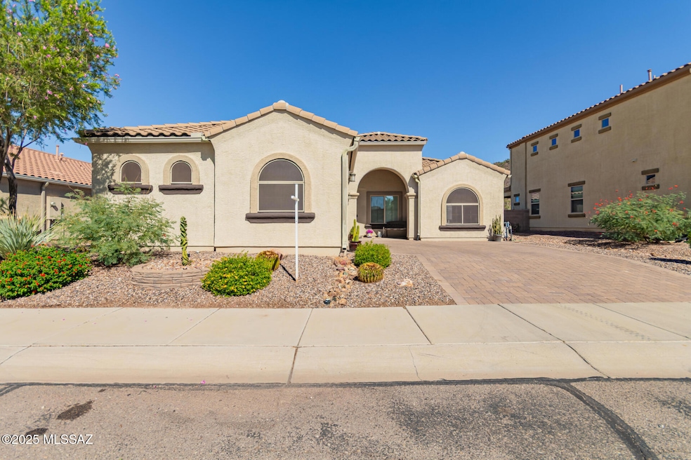 9716 N Saguaro Breeze Way, Marana, AZ 85653 - photo 1
