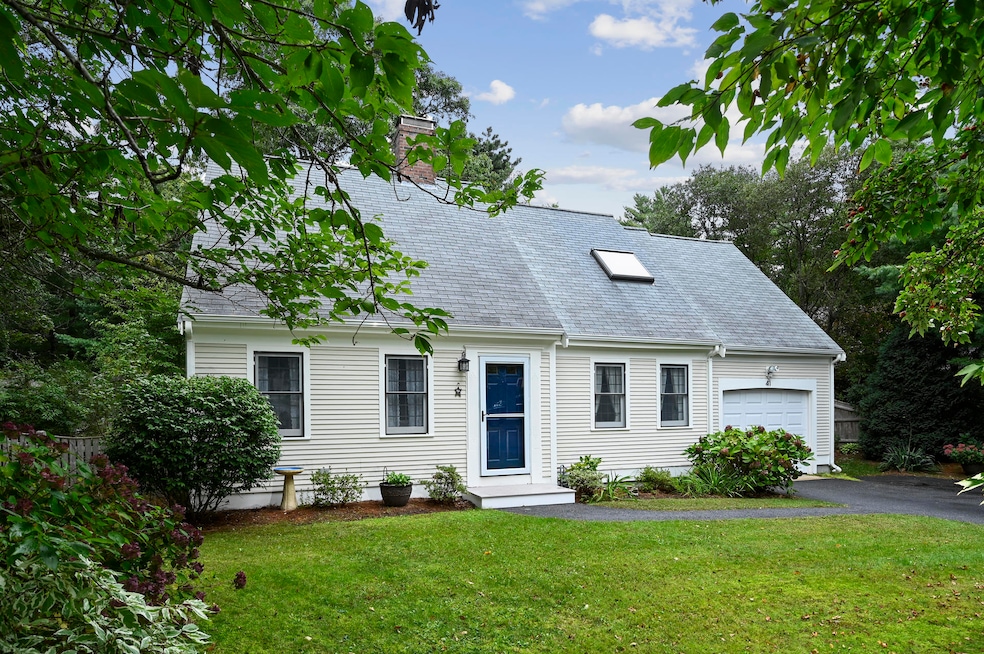 41 Saddler Ln, West Barnstable, MA 02668 - photo 1