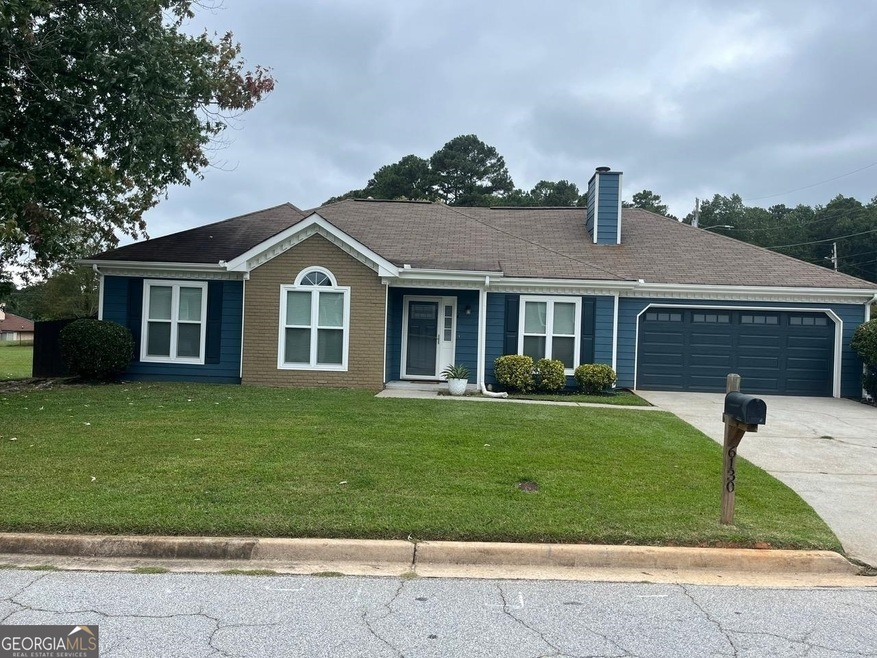 6130 Great Oaks Dr, Lithonia, GA 30058 - photo 1