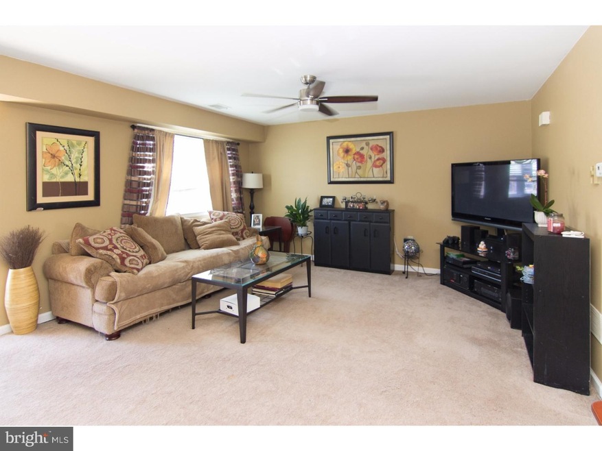 613 Hamilton Rd, East Greenville, PA 18041 - photo 1