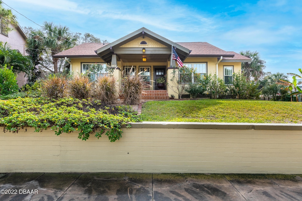 220RiverviewBlvdDaytonaBeach-12