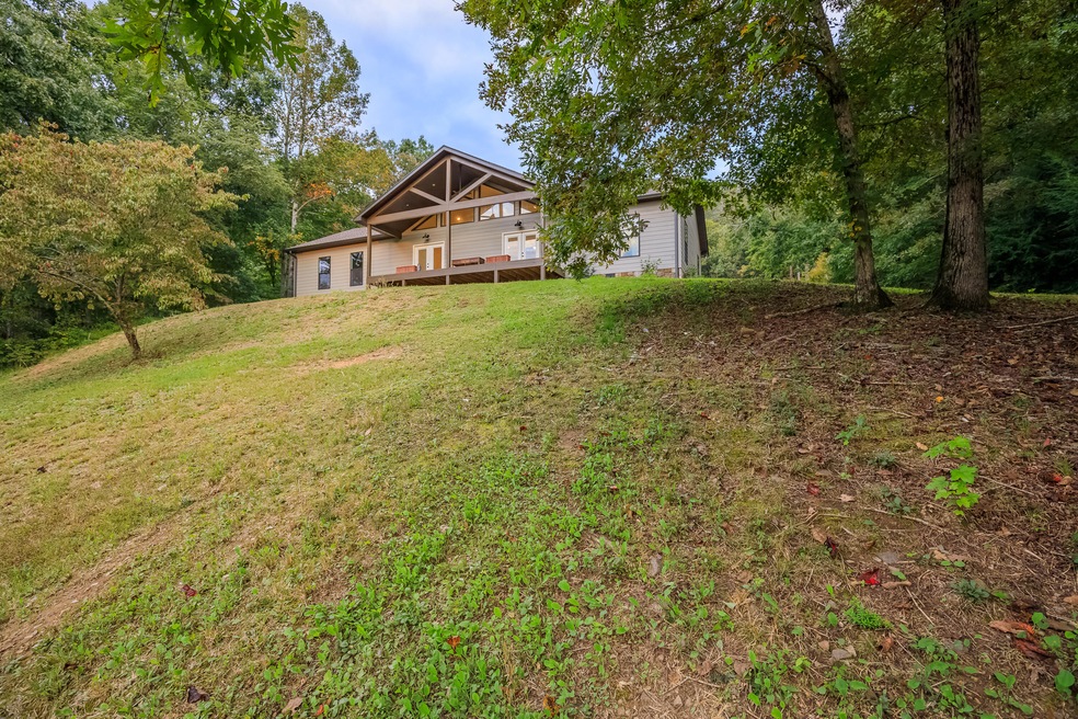 543 Mildreds Way, Trion, GA