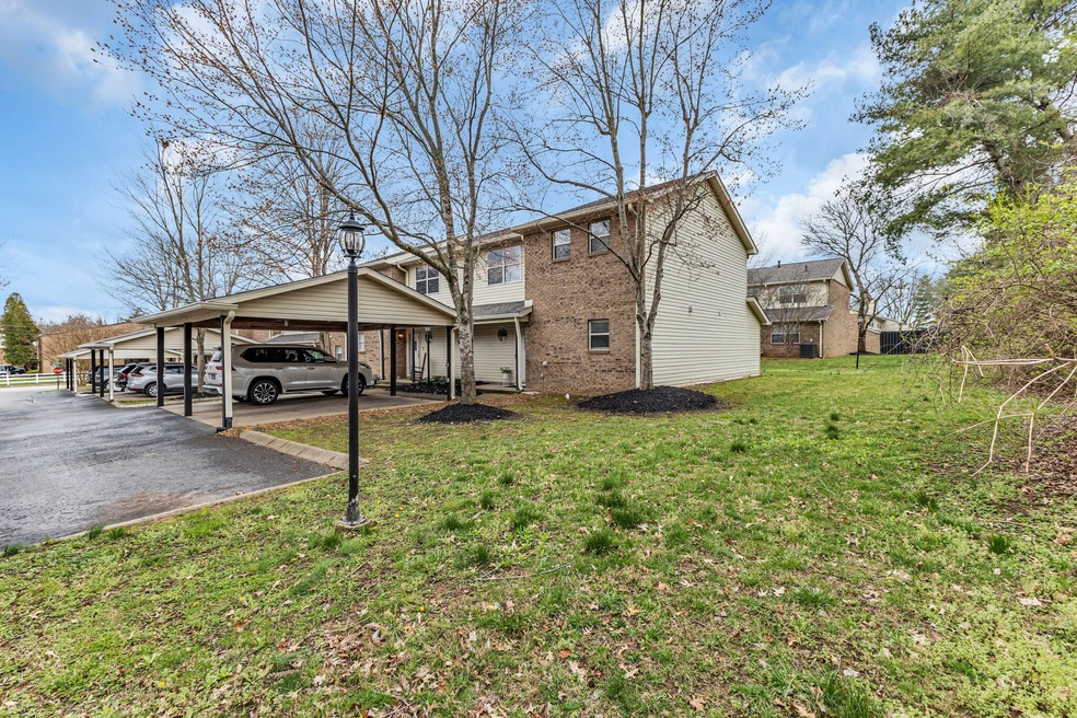 Sold $395,606 • Co-Listing Agent