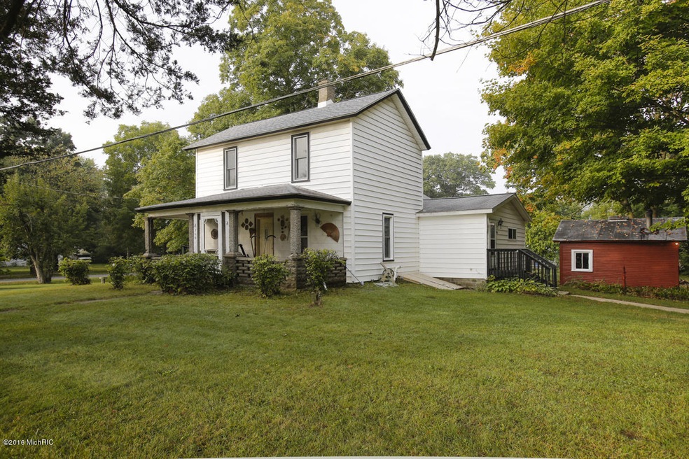 706 10th st-101