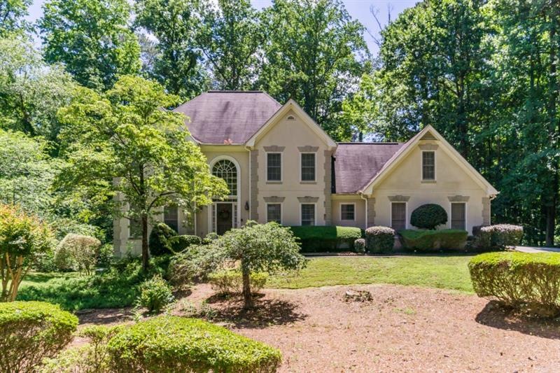 Welcome Home!  9705 Farmbrook Lane, Alpharetta, GA