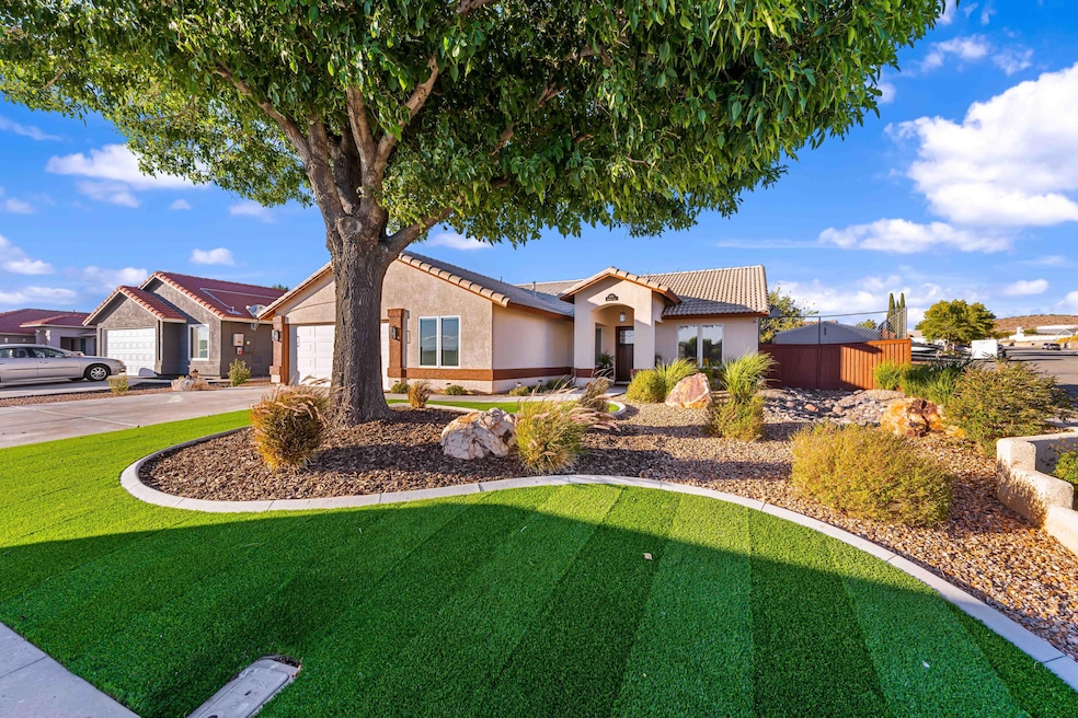 Oakwood Ln-1