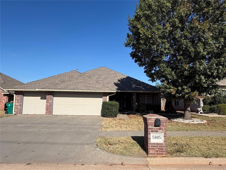 5805 NW 101st St, Oklahoma City, OK 73162 - photo 1