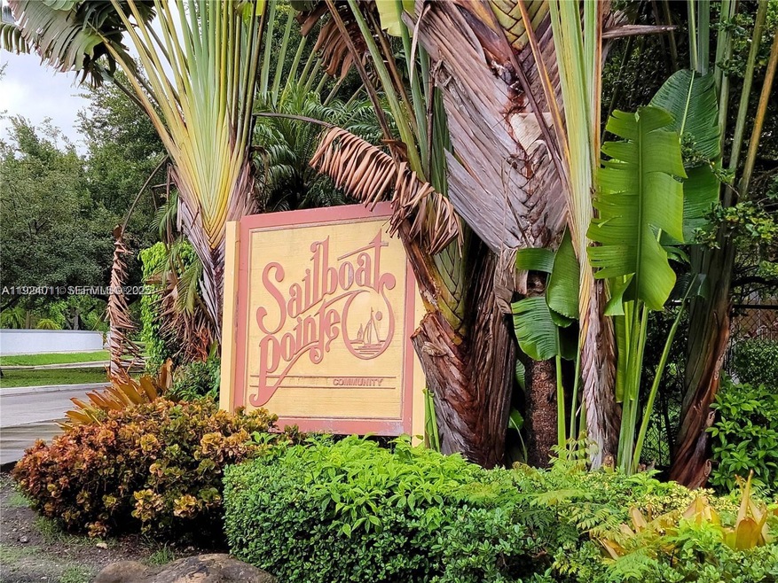 2300 NW 33rd St unit 910, Oakland Park, FL 33309 - photo 1