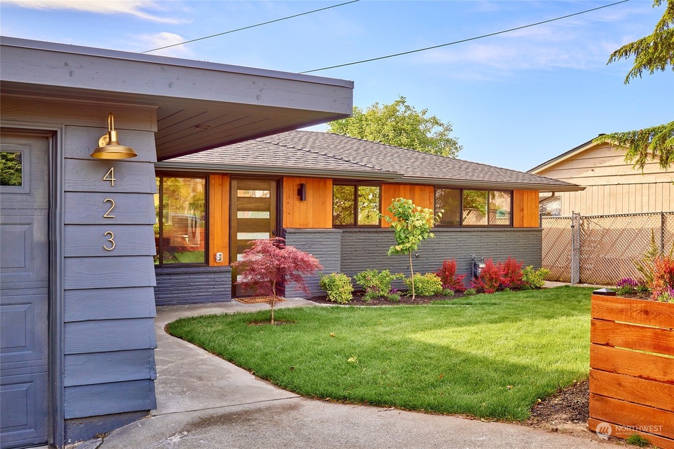 423 3rd Ave N, Edmonds, WA 98020 - photo 1