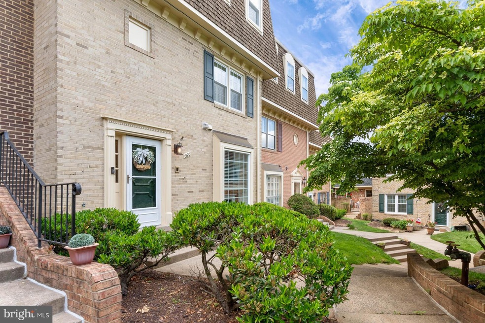 660 N Armistead St, Alexandria, VA 22312 - photo 1