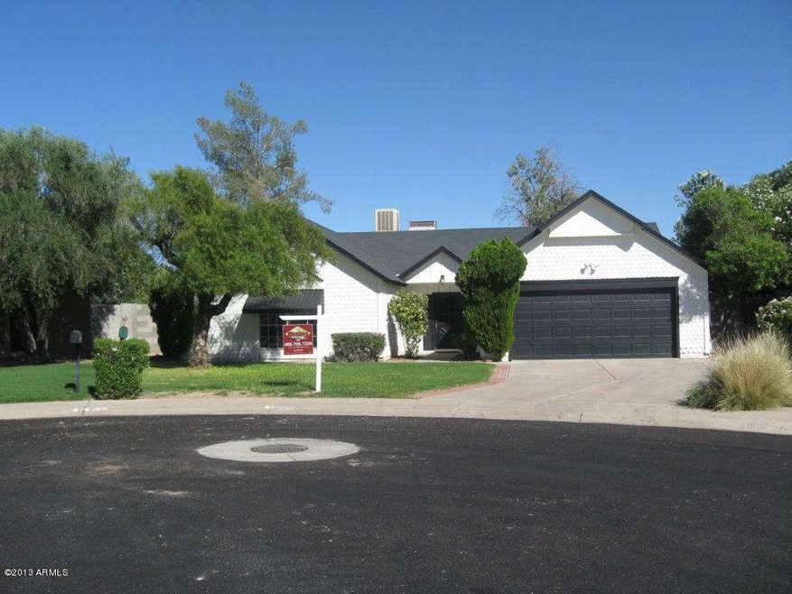 Home in cul de sac