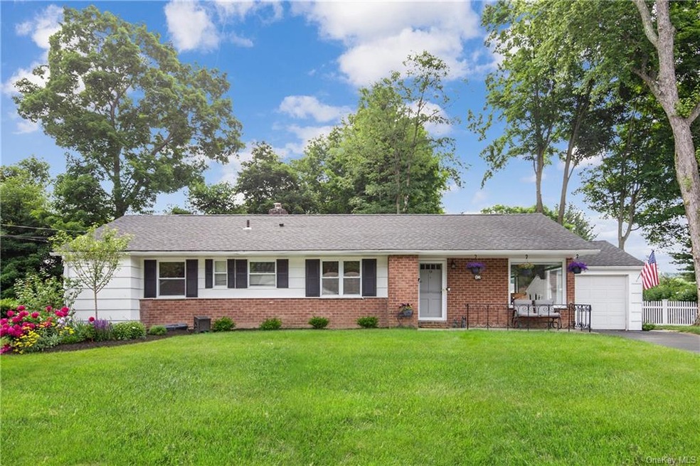 12 Tamarack Dr, Cortlandt Manor, NY 10567 - photo 1