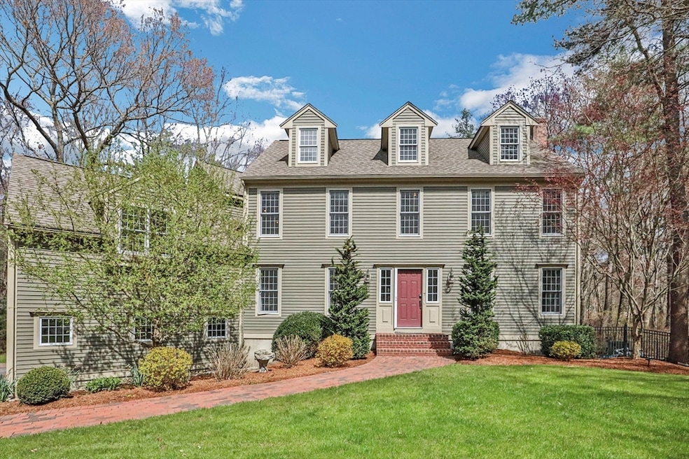 7 Washburn St, Norton, MA 02766 - photo 1