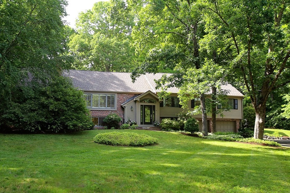 9 Wood Rd, Sherborn, MA 01770 - photo 1