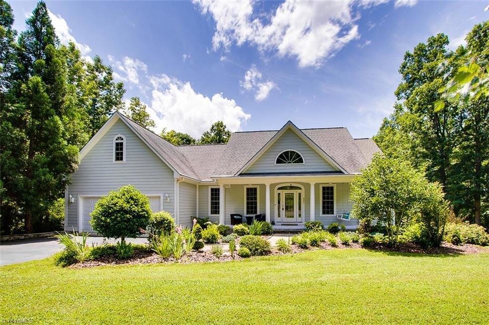 327 Westminster Ct, Asheboro, NC 27205 - photo 1