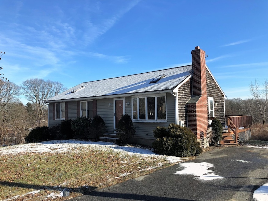 32 Pratt St, Taunton, MA 02780 - photo 1