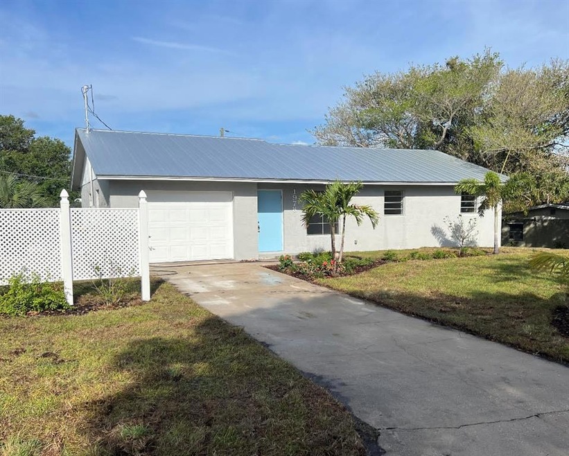 1978 NE Ridge Ave, Jensen Beach, FL 34957 - photo 1
