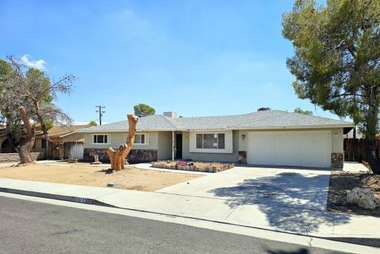 817 W Wasp Ave, Ridgecrest, CA 93555 - photo 1