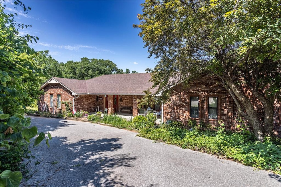 For Sale $477,000 • Co-Listing Agent