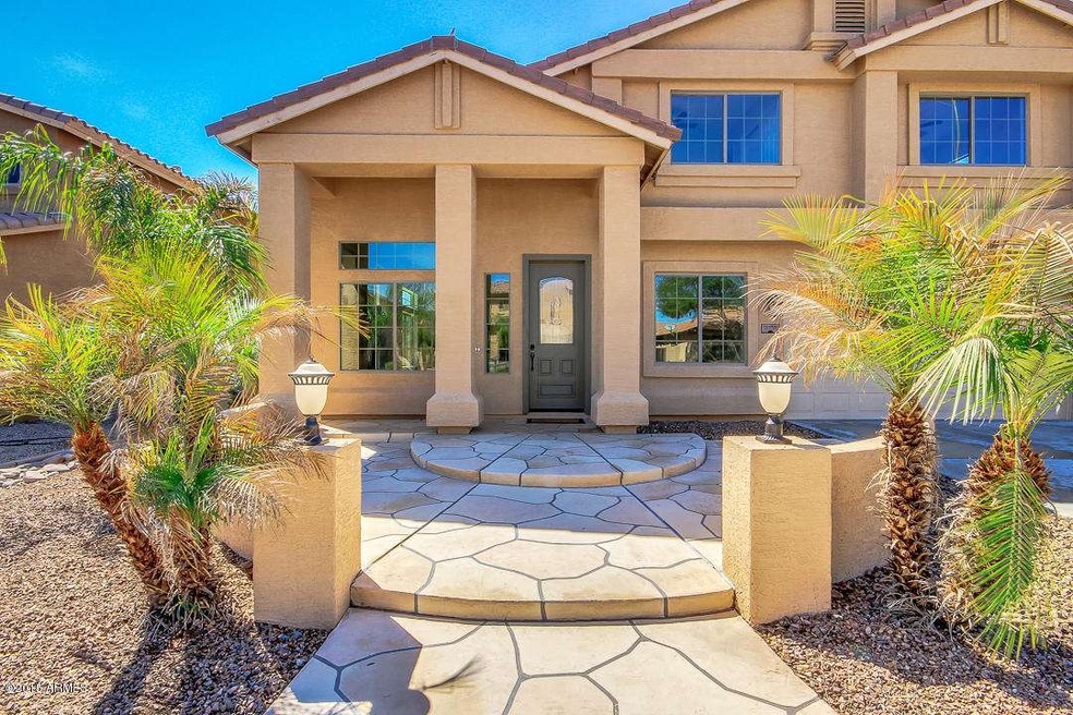 Custom Front Courtyard