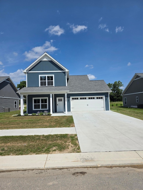 8236 Oak Shade Cir, Davison, MI 48423 - photo 1