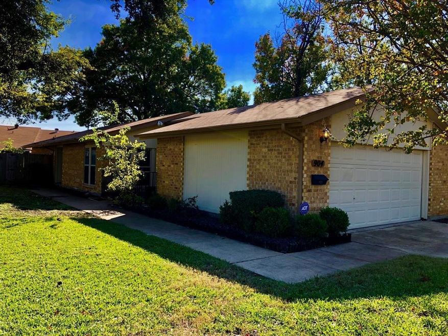 904 Harwood Rd, Bedford, TX 76021 - photo 1