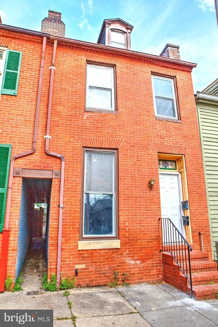 523 S Ann St unit 2, Baltimore, MD 21231 - photo 1