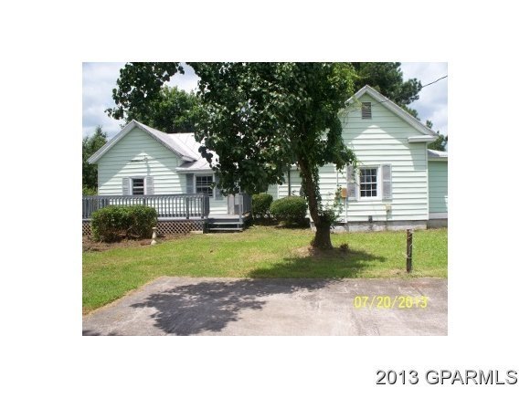 939 Davenport, Winterville, NC 28590 - photo 1